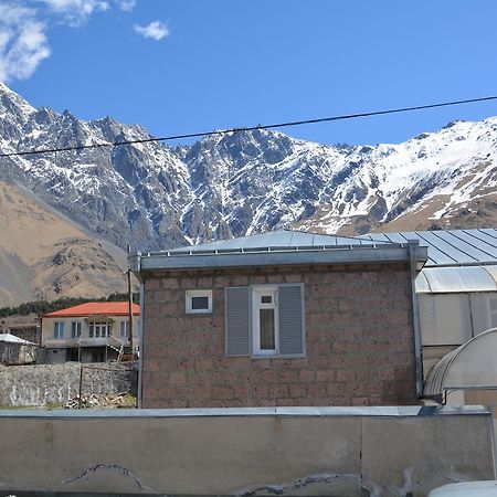 Guest House Kavtarashvili 38 Kazbegi Exterior foto
