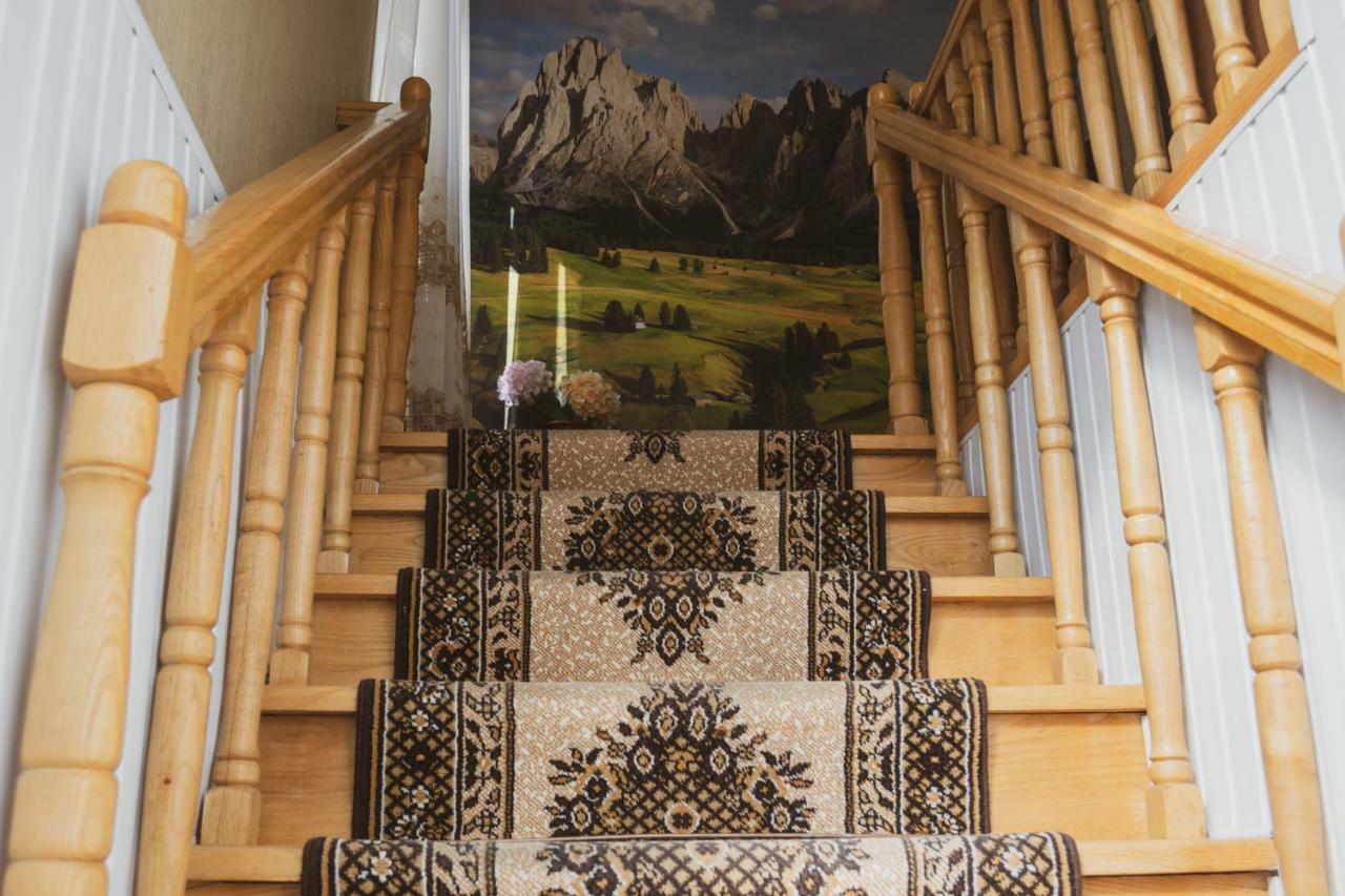 Guest House Kavtarashvili 38 Kazbegi Exterior foto